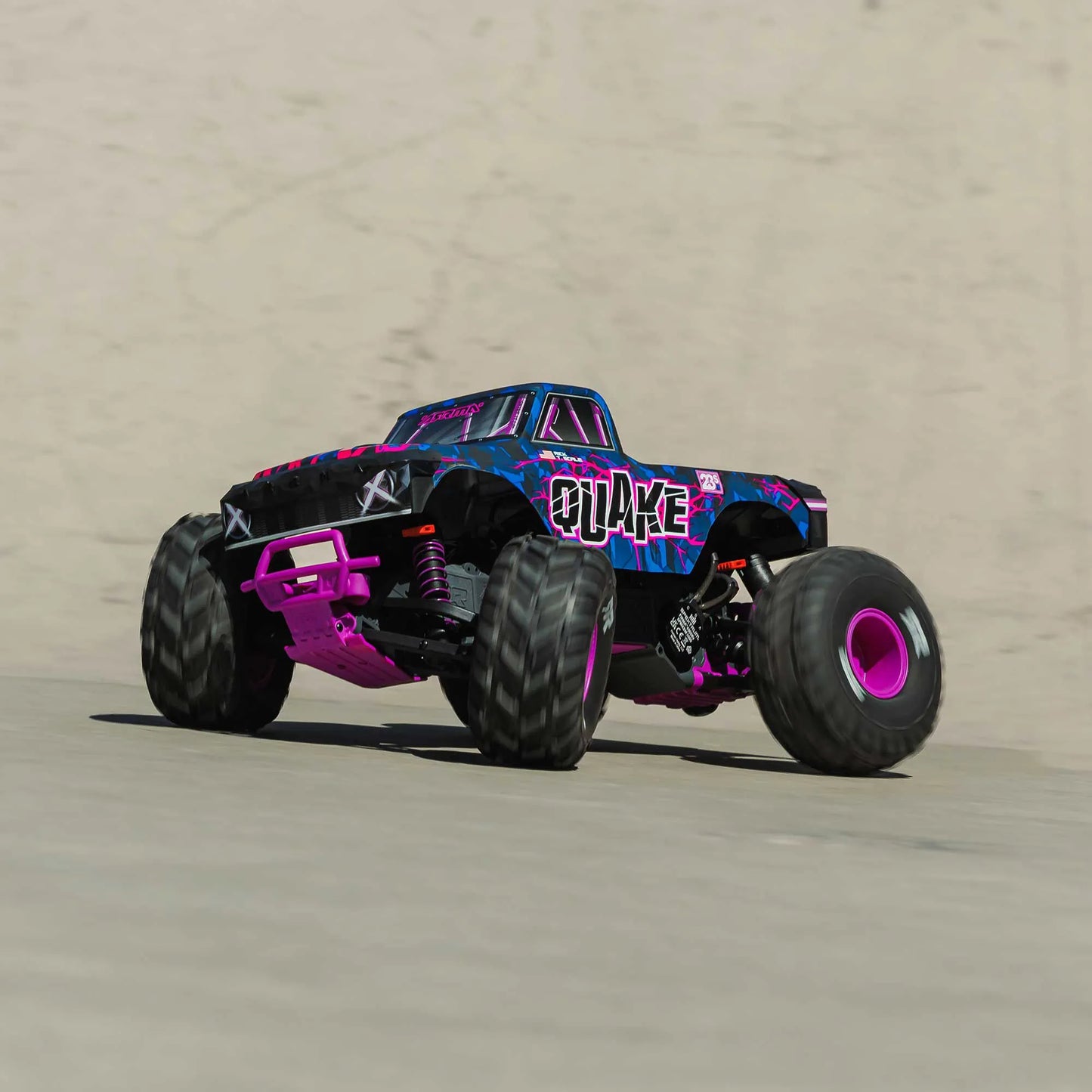 Arrma Quake 223S BLX DSC 1/10 2WD Monster Truck, RTR, Purple, ARA3537T3