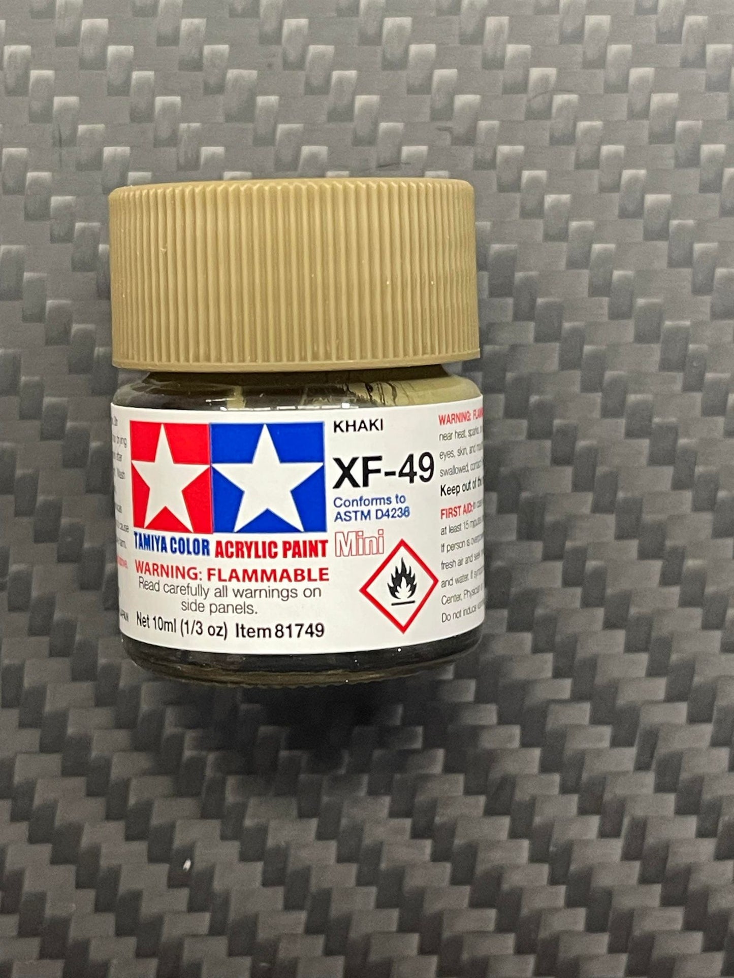 Tamiya 81749 Acrylic Paint Mini XF-49 Khaki (10ml)