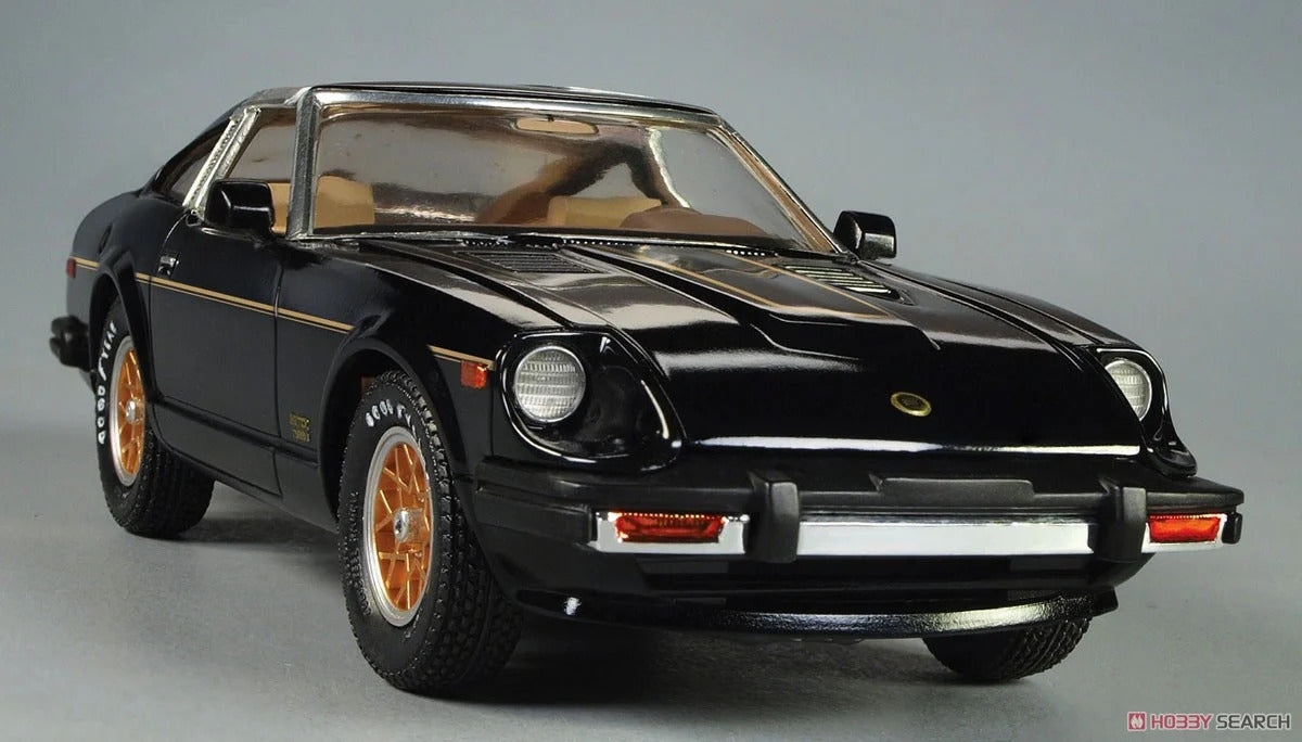 AMT 1/25 1981 Datsun 280 ZX Turbo Plastic Model Kit Item No.: AMT1372