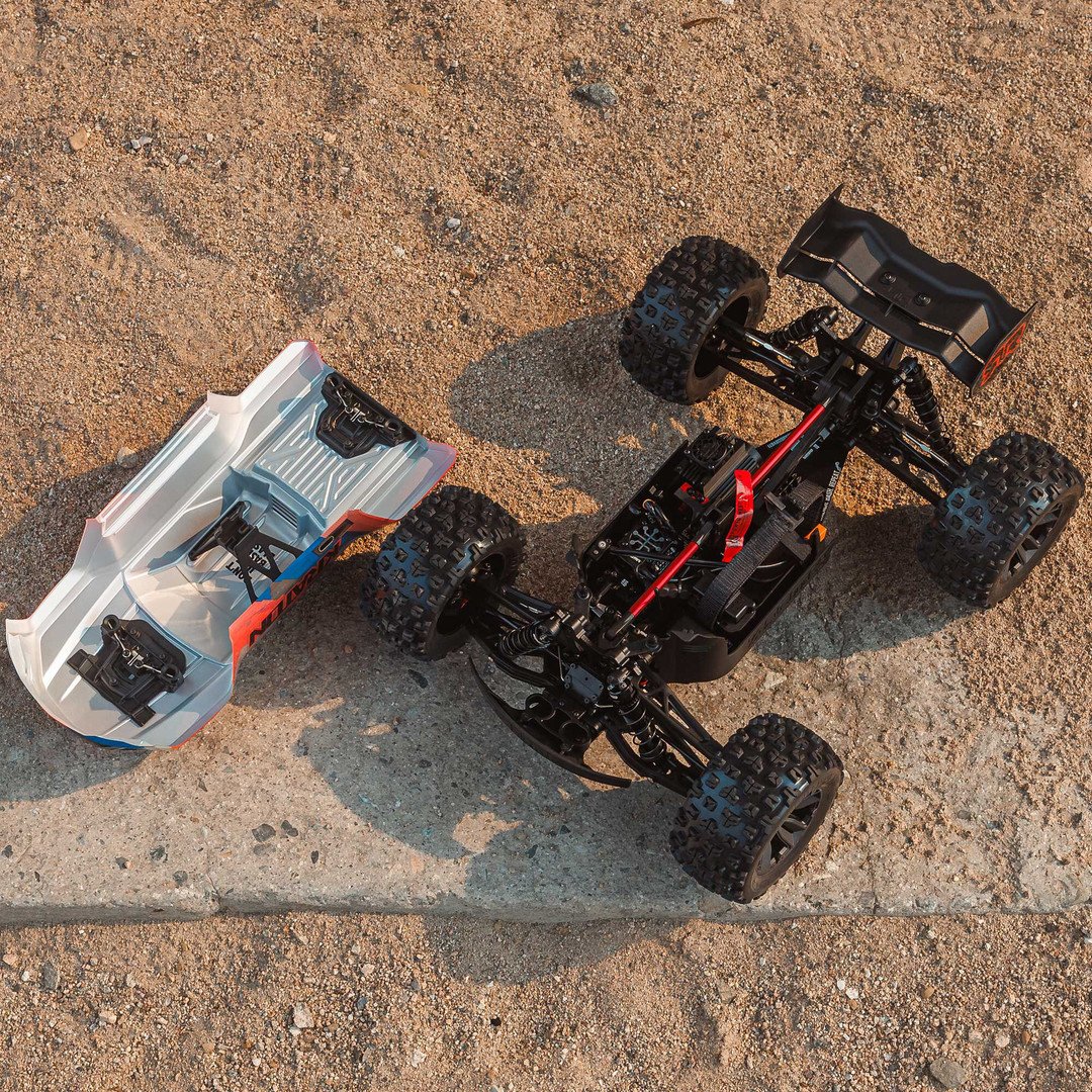 Arrma Kraton 6S BLX 4X4 1/8 Speed Monster Truck, RTR, Orange/Blue ARA8608V6T1