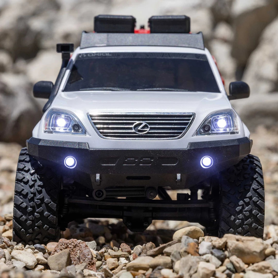 Axial Lexus GX470 SCX24 4WD RTR Crawler, White