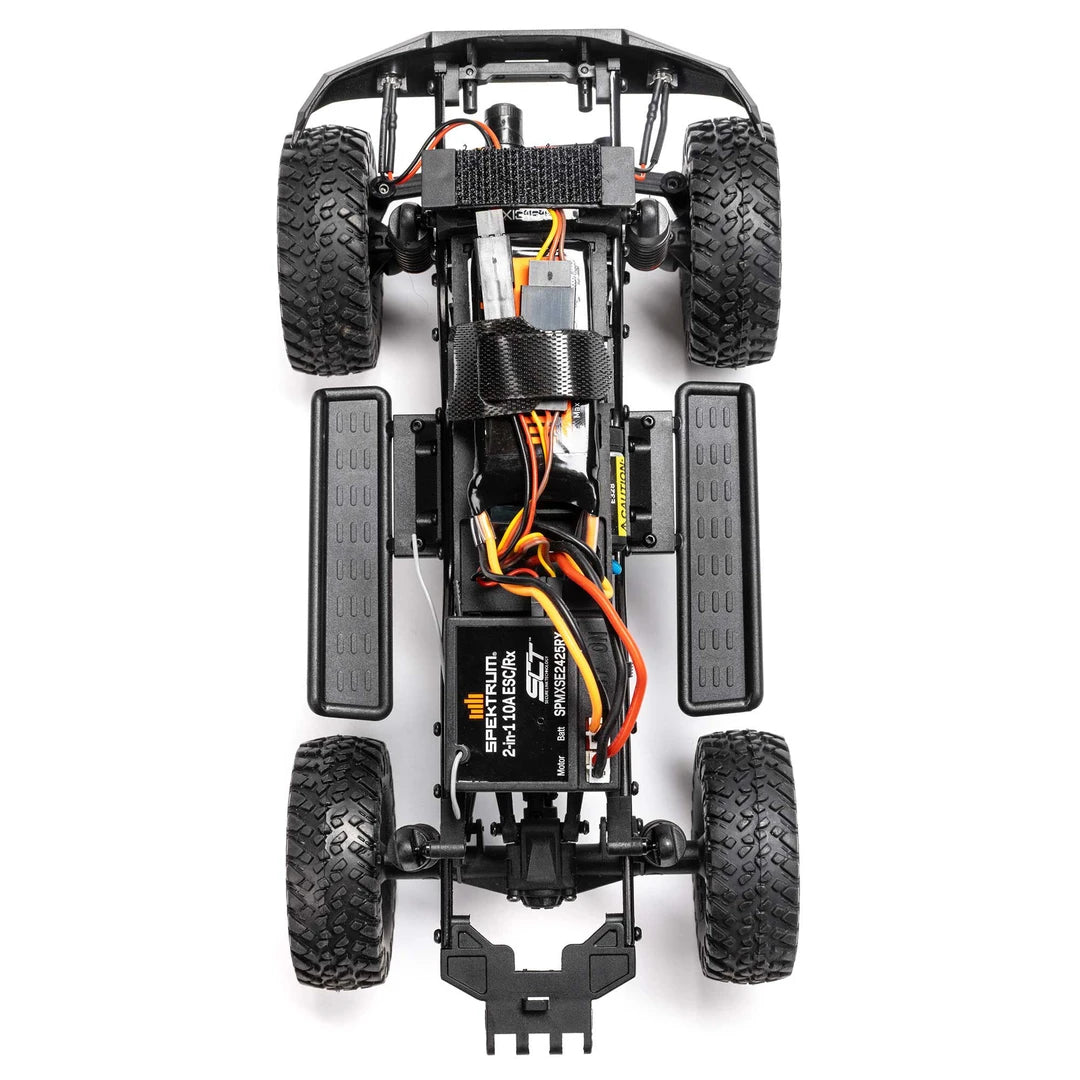 Axial Lexus GX470 SCX24 4WD RTR Crawler, White
