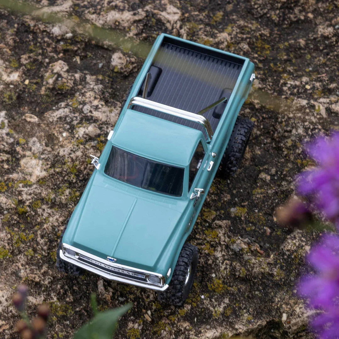 Axial SCX30 Chevrolet K10 1/30 RTR Rock Crawler, Green