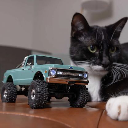 Axial SCX30 Chevrolet K10 1/30 RTR Rock Crawler, Green