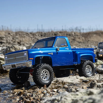 Axial SCX10 III Base Camp '82 Chevy K10 Rock Crawler RTR, Blue, AXI03030T1