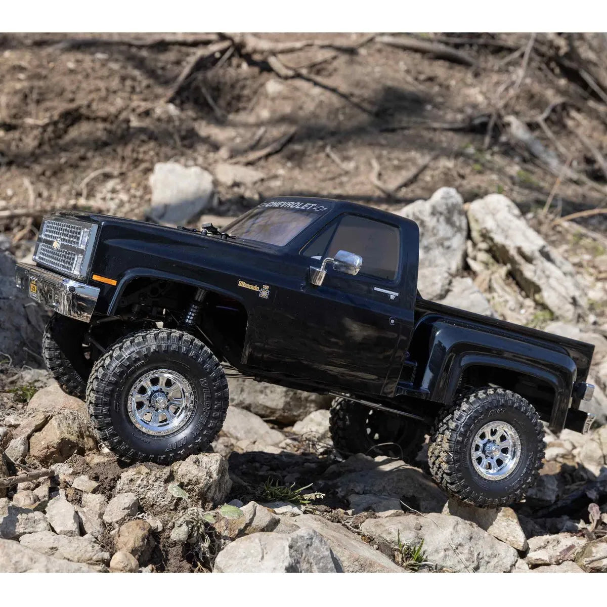 Axial SCX10 III Base Camp '82 Chevy K10 Rock Crawler RTR, Black, AXI03030T2