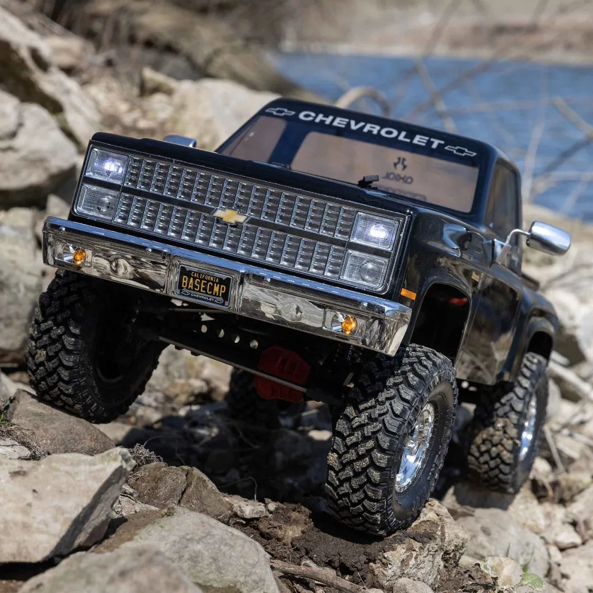 Axial SCX10 III Base Camp '82 Chevy K10 Rock Crawler RTR, Black, AXI03030T2